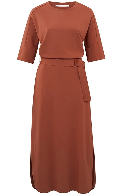 The Best Deals Won’t Wait!Jersey Arabian Spice Red Dress W Belt