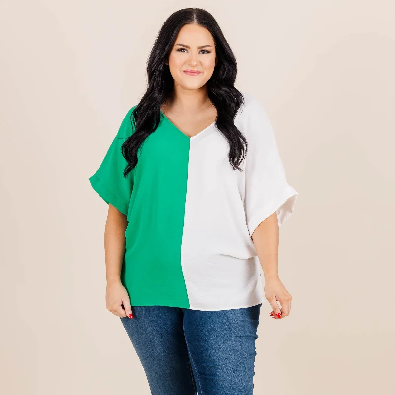 Huge Savings – Act Now!Double Dose of Color Top, Kelly/Off White