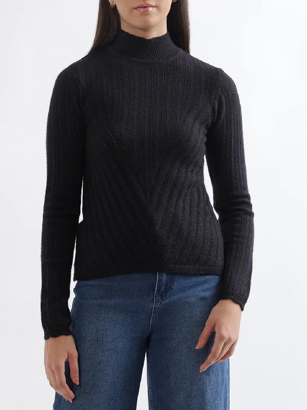 Hottest Discounts of the Year!Centre Stage Women Black Printed Collar Sweater
