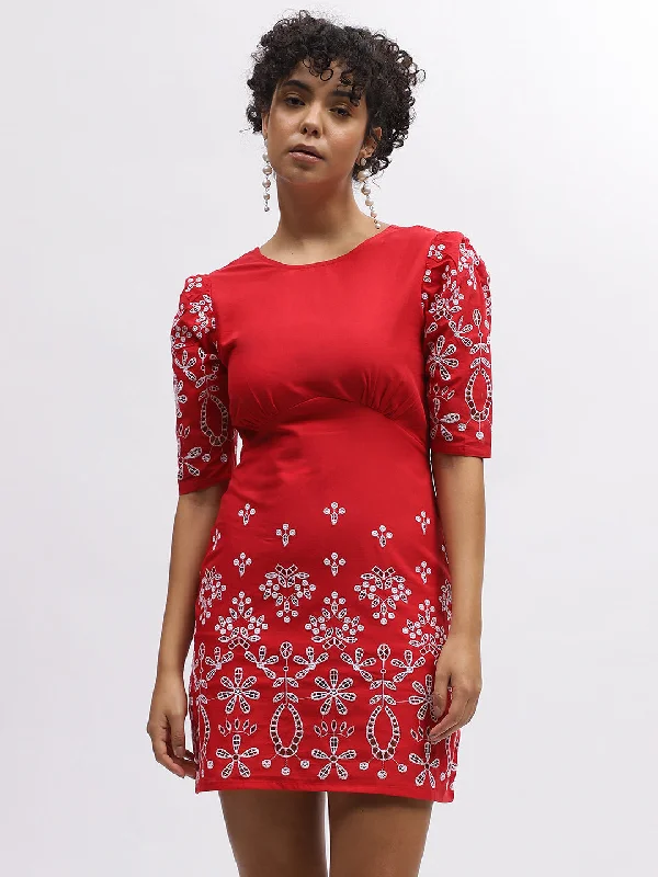Your Shopping Spree Starts Here!Elle Women Red Embroidered Round Neck Short Sleeves Dress