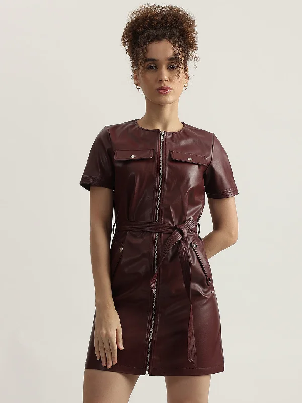 Don’t Wait – Deals Won’t Last!Elle Women Wine Solid Round Neck Short Sleeves Bodycon Dress