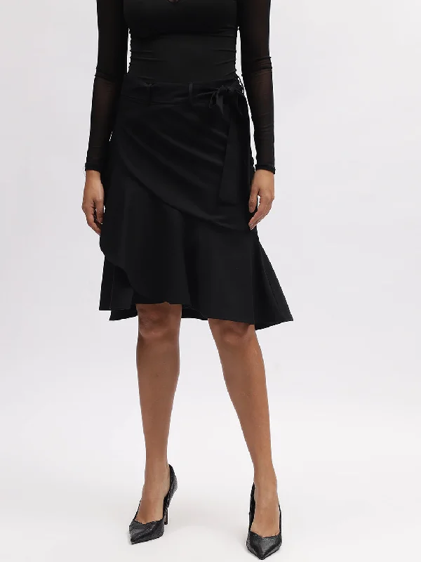 Best Offers of the Month!Iconic Women Black Solid Regular Fit Skirt