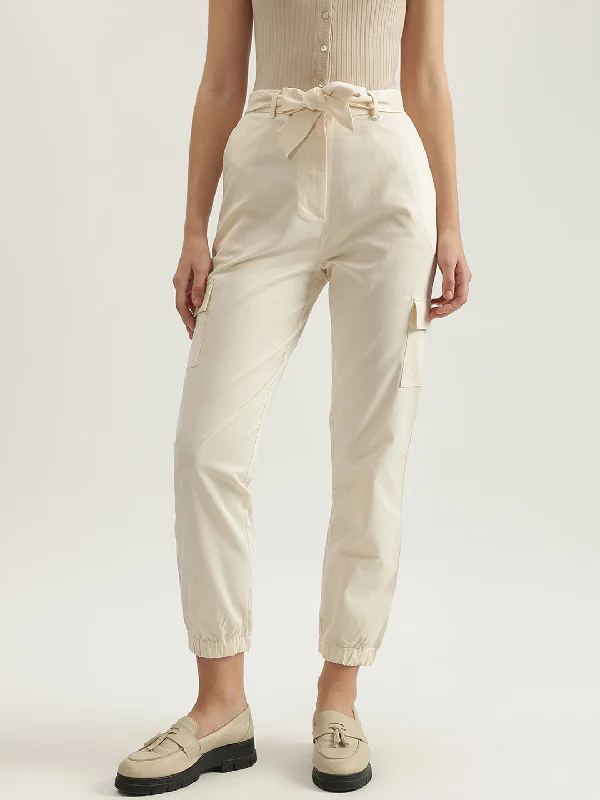 Everything Must Go!Iconic Women Beige Solid Regular Fit High-Rise Cargo Style Trouser