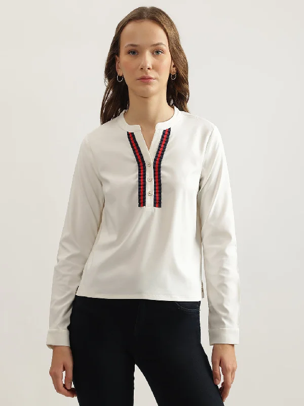Time to Snag a Bargain!Iconic Women White Solid Round Neck Full Sleeves Top